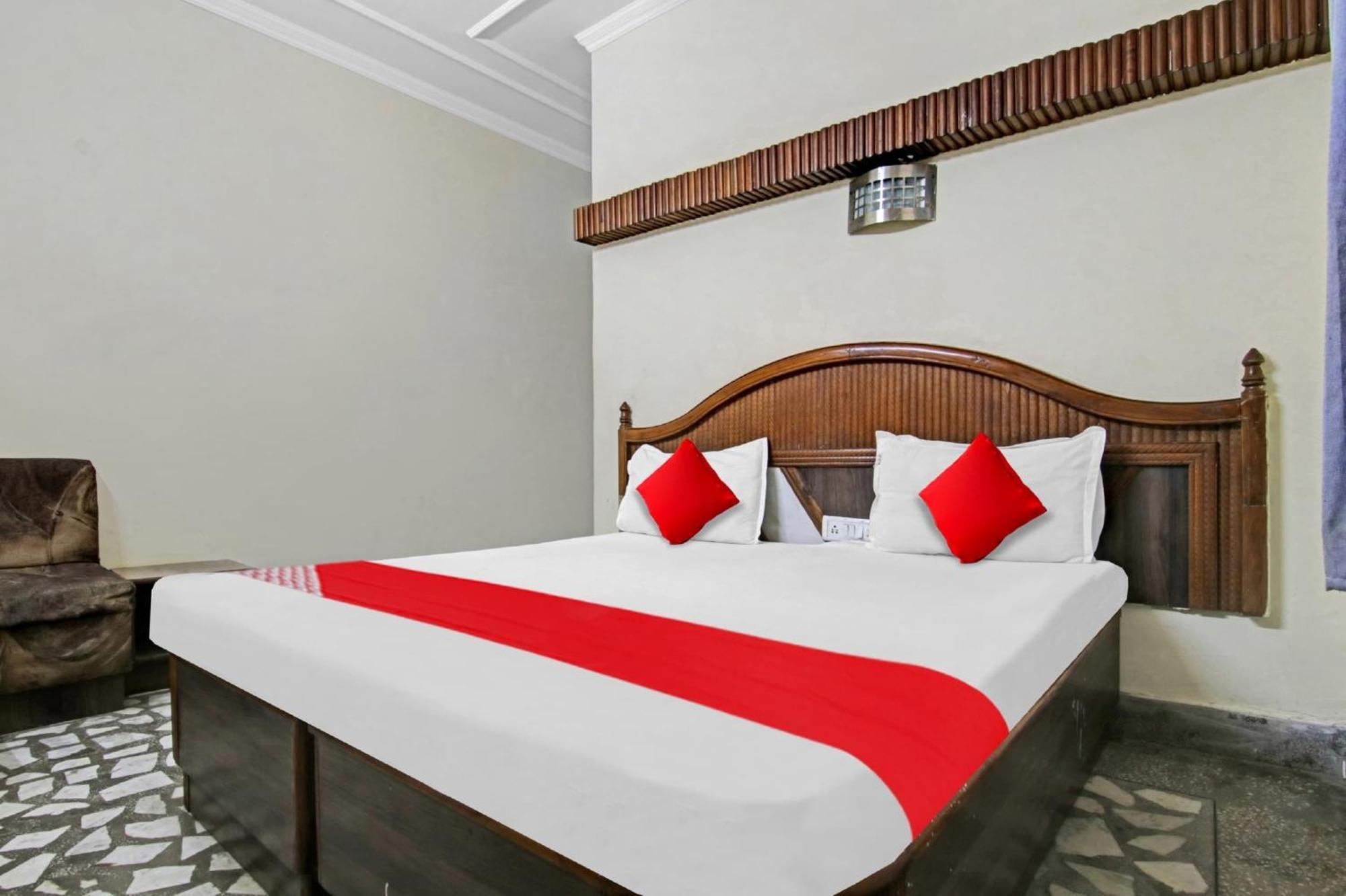 Hotel O Rak International นิวเดลี ภายนอก รูปภาพ